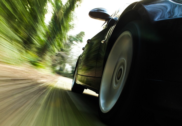 Előzetes negyedéves eredmény miatt esik a BMW