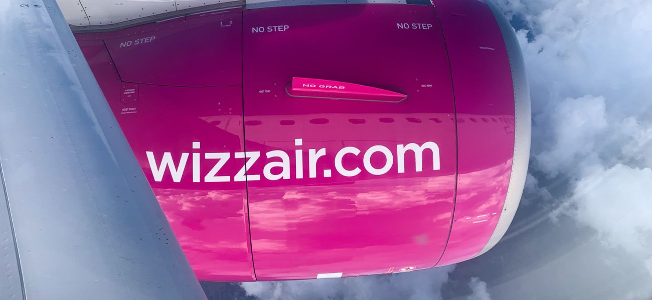 Wizz Air: Az alacsony olajár és a gyenge dollár is támogatja